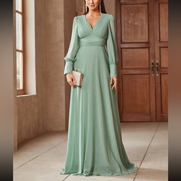 Luxe V neck long sleeve party formal evening gown dress - Picture 1 of 16